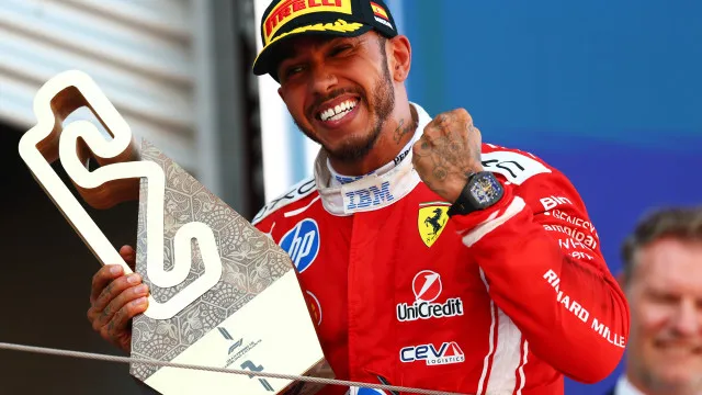 F1: Hamilton aproveita estratégia, vence GP de Barcelona e ganha a primeira na Ferrari f1:-hamilton-aproveita-estrategia,-vence-gp-de-barcelona-e-ganha-a-primeira-na-ferrari
