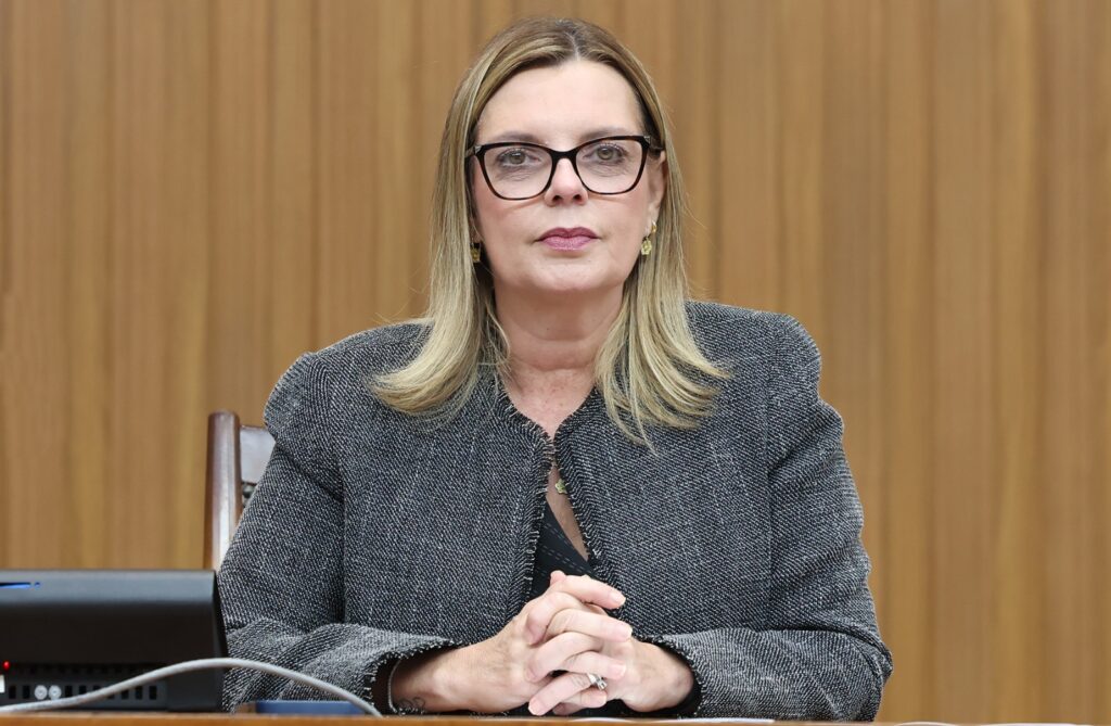 Claudia Lelis propõe vacinação gratuita contra herpes zoster para pessoas acima de 50 anos claudia-lelis-propoe-vacinacao-gratuita-contra-herpes-zoster-para-pessoas-acima-de-50-anos