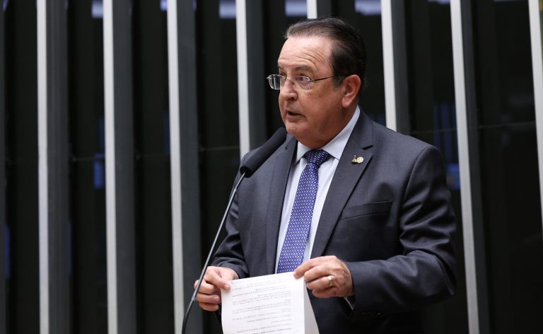 Comissão aprova projeto que autoriza extensão de estágio após conclusão de curso superior comissao-aprova-projeto-que-autoriza-extensao-de-estagio-apos-conclusao-de-curso-superior
