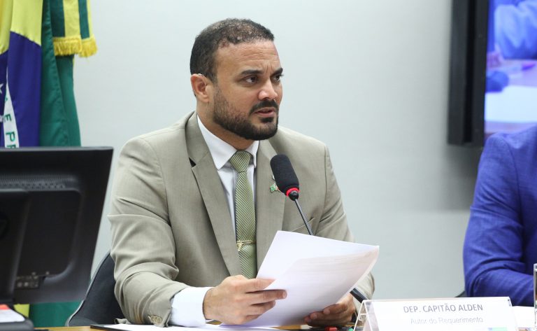 Comissão aprova proposta de porte de arma para corretores de imóveis comissao-aprova-proposta-de-porte-de-arma-para-corretores-de-imoveis