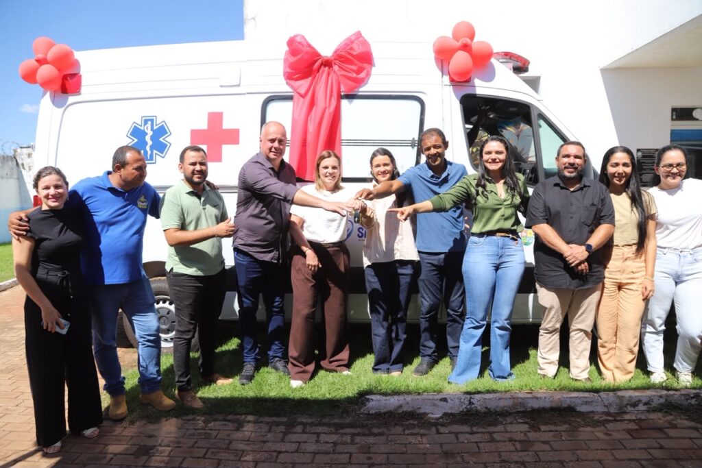 Saúde em primeiro lugar: Claudia Lelis entrega ambulância UTI Móvel para atender Divinópolis saude-em-primeiro-lugar:-claudia-lelis-entrega-ambulancia-uti-movel-para-atender-divinopolis