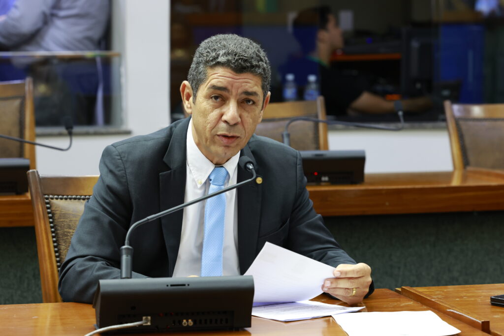 Valdemar Júnior solicita da Ageto cronograma das obras da Alça Viária de Taquaruçu valdemar-junior-solicita-da-ageto-cronograma-das-obras-da-alca-viaria-de-taquarucu