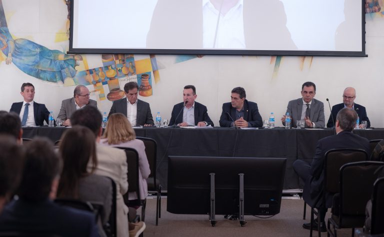 Relator defende aumento do teto do Simples Nacional para R$ 8 milhões relator-defende-aumento-do-teto-do-simples-nacional-para-r$-8-milhoes