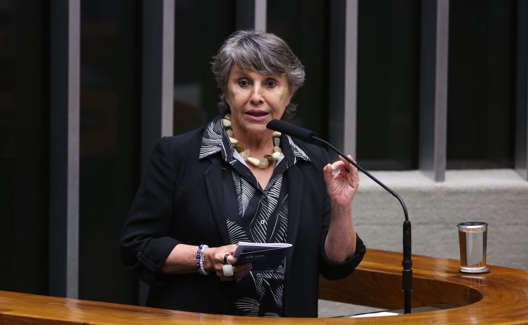 Comissão discute combate a infecções sexualmente transmissíveis entre mulheres; participe comissao-discute-combate-a infeccoes-sexualmente-transmissiveis-entre-mulheres;-participe