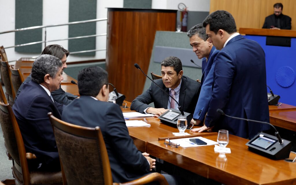 Projetos de lei aprovados na Aleto visam ampliar direitos e inclusão para PCDs e autistas projetos-de-lei-aprovados-na-aleto-visam-ampliar-direitos-e-inclusao-para-pcds-e-autistas