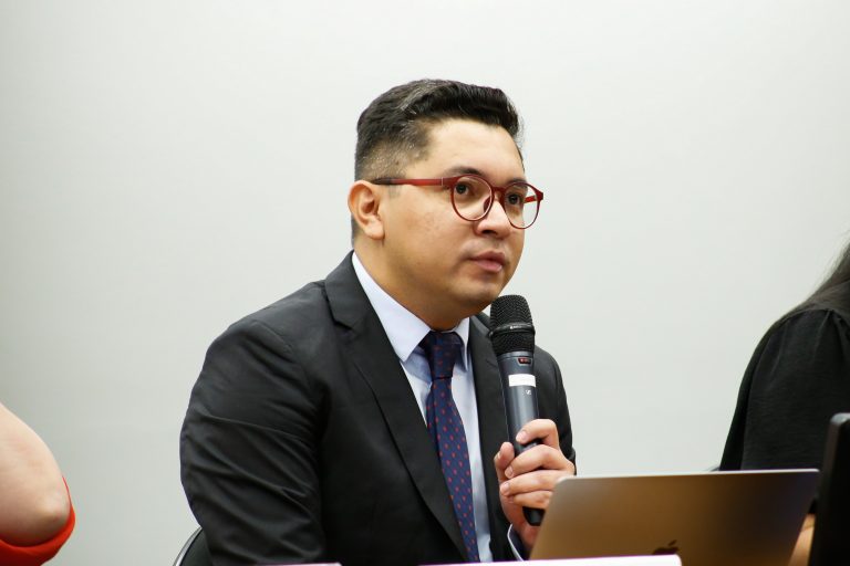 Comissão recebe ministro dos Povos Indígenas para apresentar planejamento da pasta comissao-recebe-ministro-dos-povos-indigenas-para-apresentar-planejamento-da-pasta