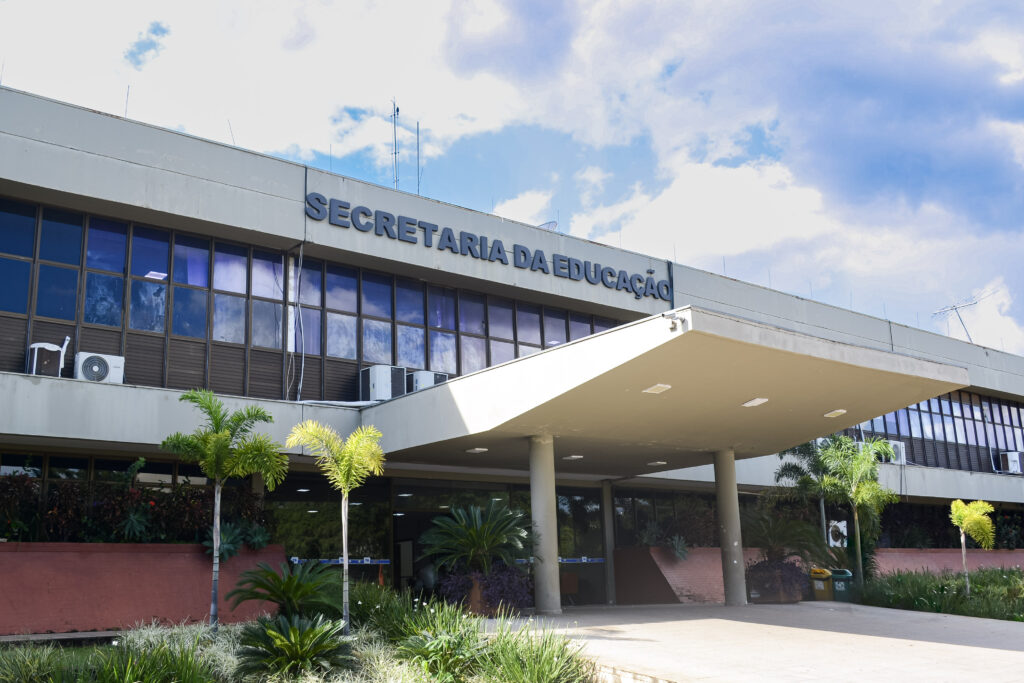 Estado abre processo seletivo para escolha de diretores escolares; confira detalhes estado abre-processo-seletivo-para-escolha-de-diretores-escolares;-confira-detalhes