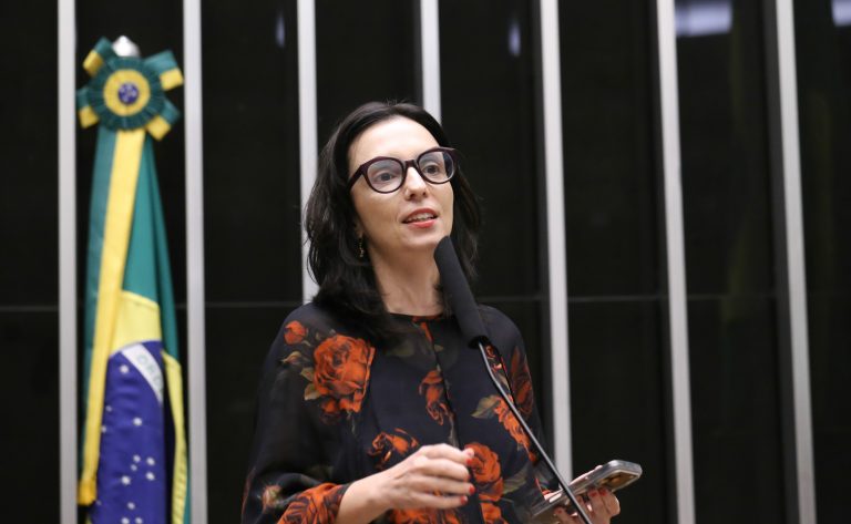 Comissão aprova criação de plataforma de teleatendimento psicológico para comunidades escolares comissao-aprova-criacao-de-plataforma-de-teleatendimento-psicologico-para-comunidades-escolares