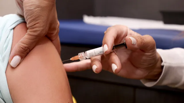 Investigação vai decidir como vacina da dengue poderá ser utilizada de forma segura, diz Padilha investigacao-vai-decidir-como-vacina-da-dengue-podera-ser-utilizada-de-forma-segura,-diz-padilha