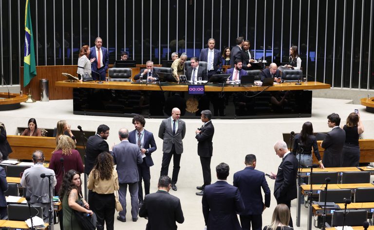 Câmara pode votar projeto que regulamenta uso de câmeras de reconhecimento facial camara-pode-votar-projeto-que-regulamenta-uso-de-cameras-de-reconhecimento-facial