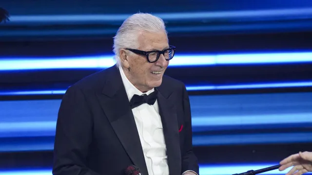 Morre Peppino di Capri, voz de “Champagne” e “Roberta”, aos 86 morre-peppino-di-capri,-voz-de-“champagne”-e-“roberta”,-aos-86