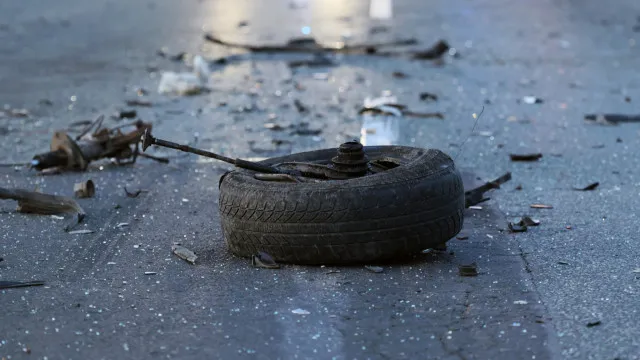 Casal morre em batida de Porsche contra árvore no interior de SP casal-morre-em-batida-de-porsche-contra-arvore-no-interior-de-sp