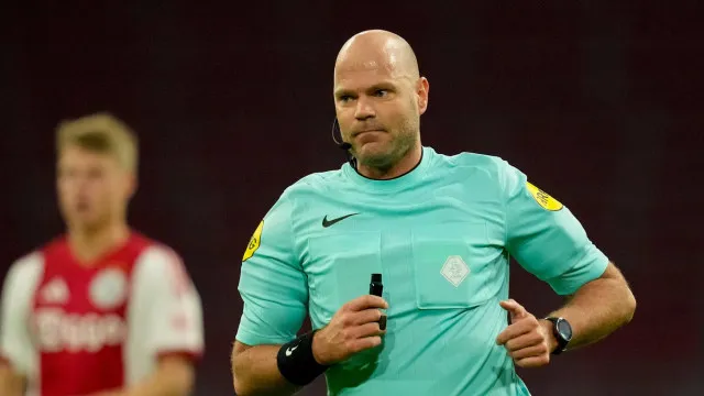 Arbitro holandês afastado da Copa por denúncia é achado morto arbitro-holandes-afastado-da-copa-por-denuncia-e-achado-morto