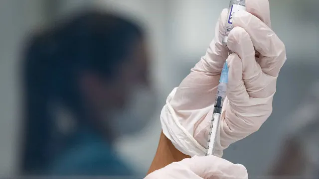 Eurofarma anuncia parceria para trazer nova vacina contra chikungunya ao Brasil eurofarma-anuncia-parceria-para-trazer-nova-vacina-contra-chikungunya-ao-brasil