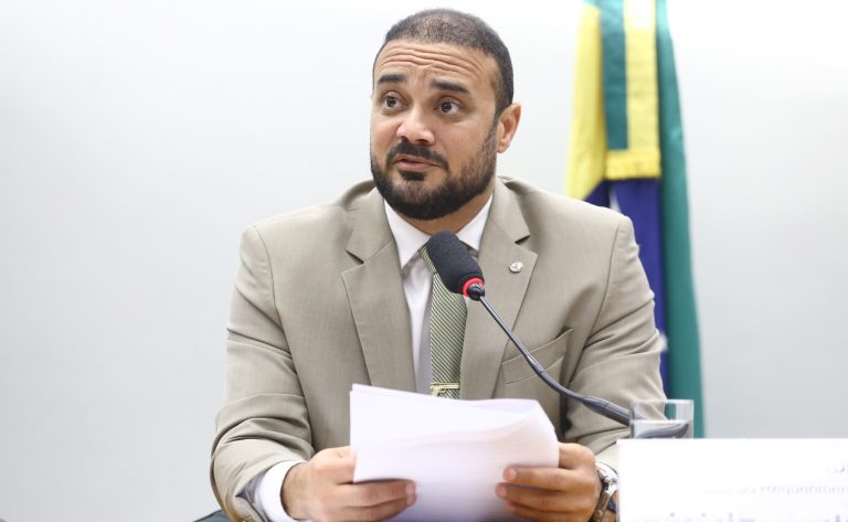 Comissão aprova programa de capacitação em comunicação para forças de segurança comissao-aprova-programa-de-capacitacao-em-comunicacao-para-forcas-de-seguranca