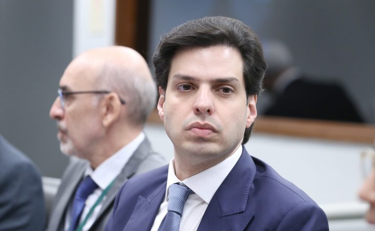 Comissão aprova inclusão de imagem em notificação de multa de trânsito comissao-aprova-inclusao-de-imagem-em-notificacao-de-multa-de-transito