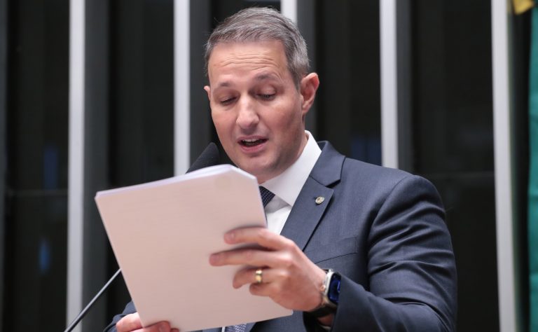 Projeto torna hediondos alguns tipos de crimes cometidos por organizações criminosas e milícias projeto-torna-hediondos-alguns-tipos-de-crimes-cometidos-por-organizacoes-criminosas-e-milicias