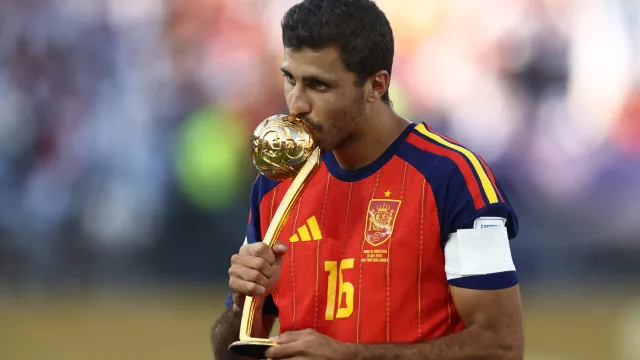 Real Madrid acelera por Rodri e prepara venda de peso para Mourinho real-madrid-acelera-por-rodri-e-prepara-venda-de-peso-para-mourinho
