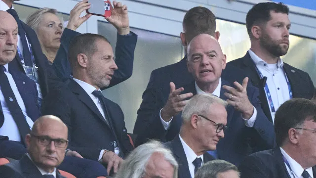 UEFA, Concacaf e AFC se unem contra Infantino e ameaçam romper com a Fifa uefa,-concacaf-e-afc-se-unem-contra-infantino-e-ameacam-romper-com-a-fifa