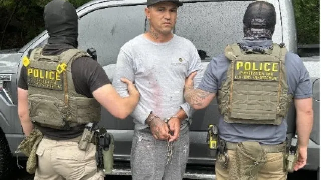 ICE prende nos EUA brasileiro procurado por homicídio qualificado em Minas Gerais ice-prende-nos-eua-brasileiro-procurado-por-homicidio-qualificado-em-minas-gerais