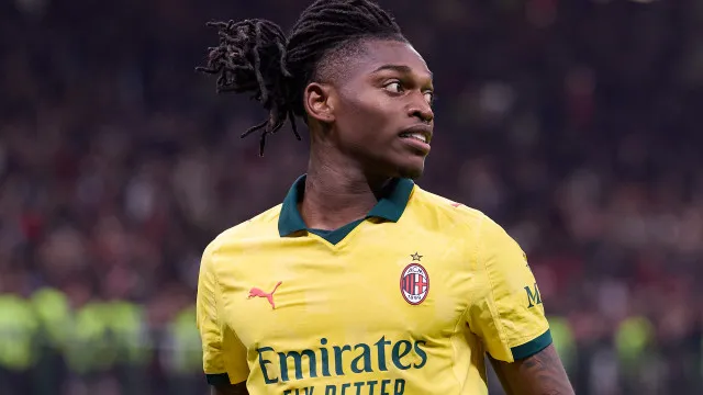 Rafael Leão confirma saída do AC Milan e confessa: “Chorei, muito” rafael-leao-confirma-saida-do-ac-milan-e-confessa:-“chorei,-muito”