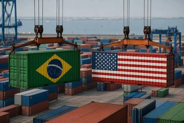 Brasil começa a avaliar resposta às tarifas dos EUA
