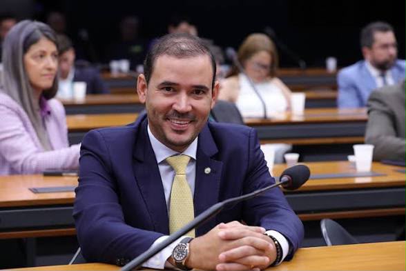 Vicentinho reforça propostas para saúde e segurança
