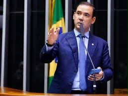 Vicentinho Júnior apresenta propostas para o Tocantins