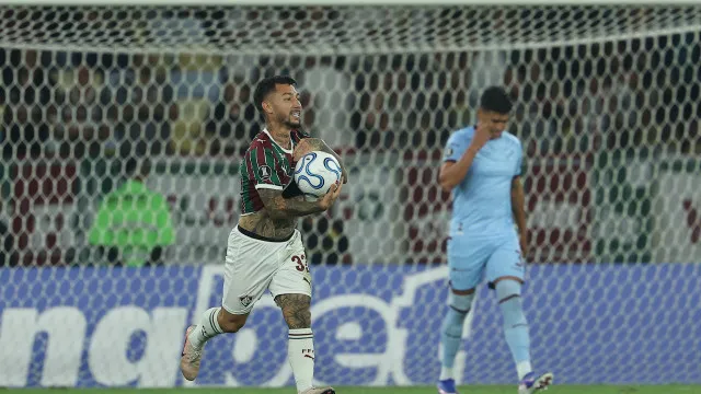Lucho Acosta sai do banco, decide e Fluminense vence Vasco pelo Brasileirão lucho-acosta-sai-do-banco,-decide-e-fluminense-vence-vasco-pelo-brasileirao