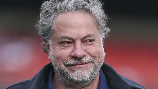 Conselho do São Paulo decide nesta quarta-feira se expulsará Casares do clube conselho-do-sao-paulo-decide-nesta-quarta-feira-se-expulsara-casares-do-clube