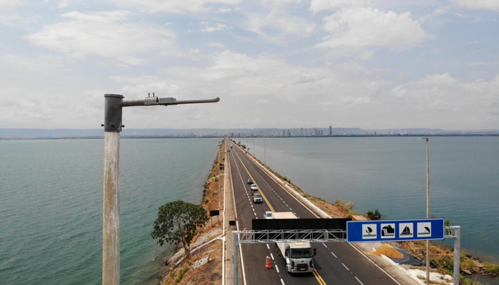 Ponte Governador José Wilson Siqueira Campo terá novo sistema de iluminação com energia solar ponte-governador-jose-wilson-siqueira-campo-tera-novo-sistema-de-iluminacao-com-energia-solar