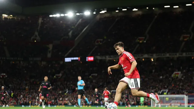 Manchester e Bayern largam bem na Champions League manchester-e-bayern-largam-bem-na-champions-league