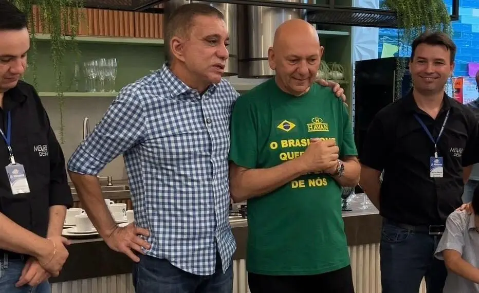 Luciano Hang volta a financiar campanha de Amastha e doa R$ 50 mil para disputa à Assembleia luciano-hang-volta-a-financiar-campanha-de-amastha-e-doa-r$-50-mil-para-disputa-a-assembleia