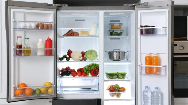 5 alimentos que nunca deve guardar na porta da geladeira 5-alimentos-que-nunca-deve-guardar-na-porta-da-geladeira