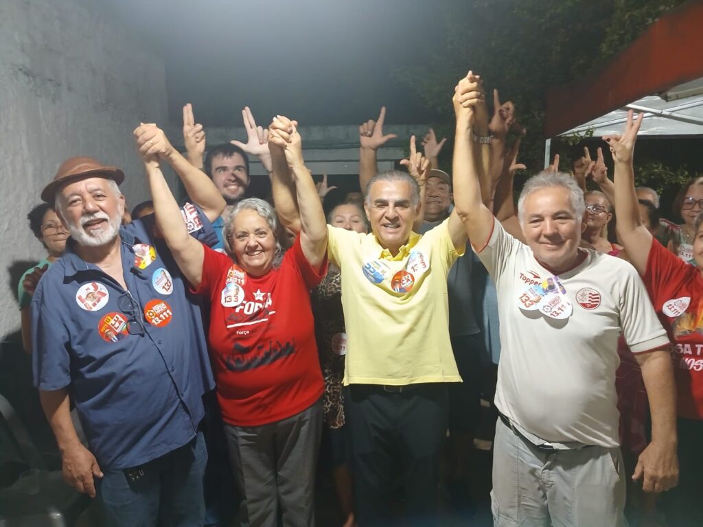 Paulo Mourão reafirma apoio à luta por moradia em reunião na FACOMTO paulo-mourao-reafirma-apoio-a-luta-por-moradia-em-reuniao-na-facomto