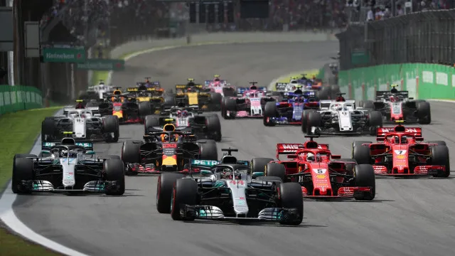 Por que a Fórmula 1 marcou o GP do Azerbaijão para um sábado? por-que-a-formula-1-marcou-o-gp-do-azerbaijao-para-um-sabado?