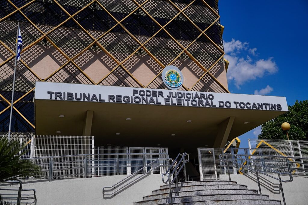 TRE suspende pesquisa Real Time Big Data; Liminar aponta falhas na documentação tre-suspende-pesquisa-real-time-big-data;-liminar-aponta-falhas-na-documentacao